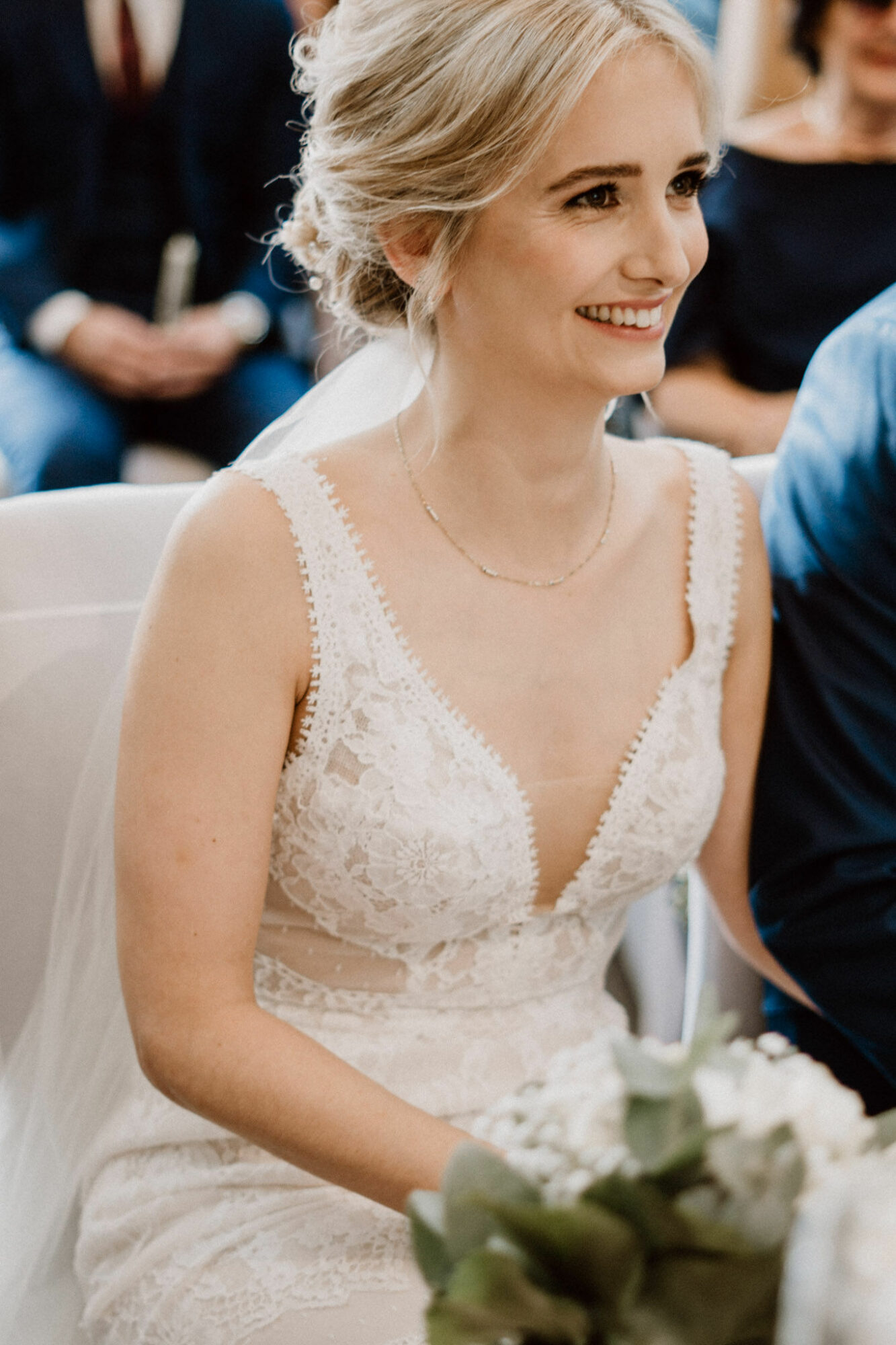 Brautstyling mit Mittelscheitel